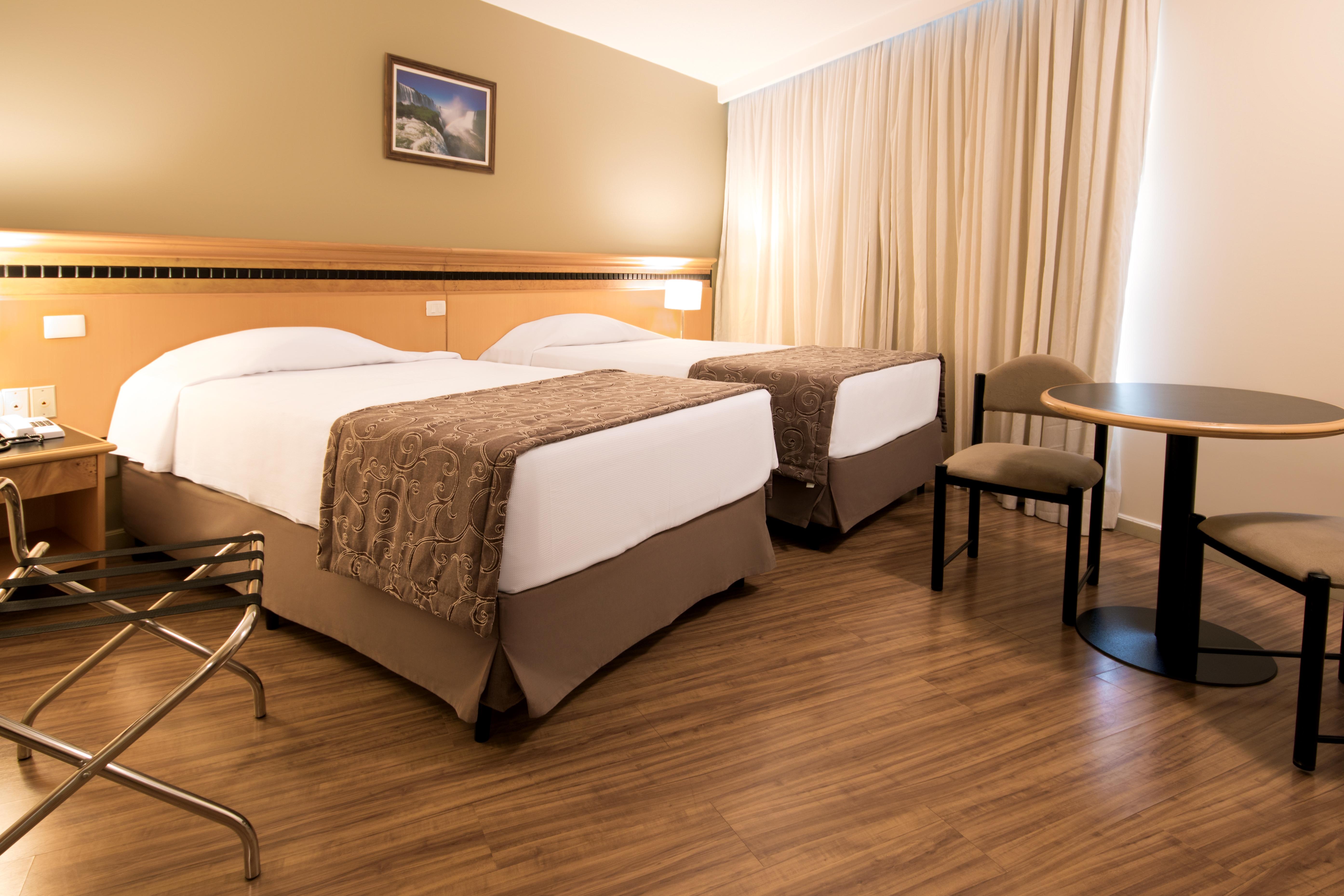Hotel Golden Park Internacional Foz & Convencoes By Nacional Inn Foz do Iguaçu Exteriör bild